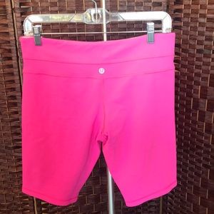 Lululemon reversible bike style shorts. Pink